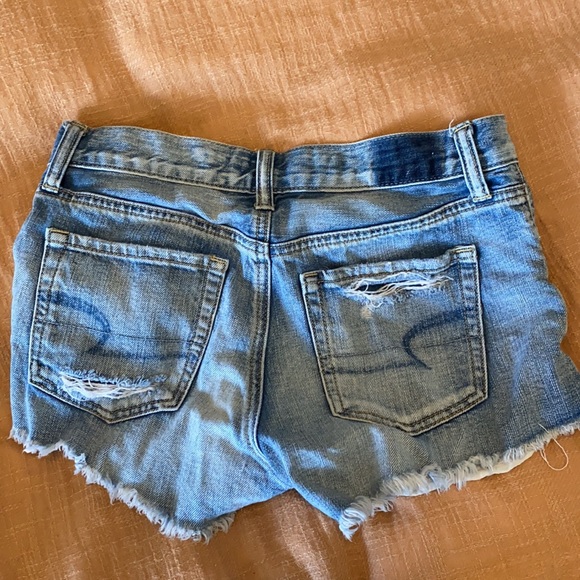 American Eagle High Waisted Jean Shorts - Picture 3 of 3